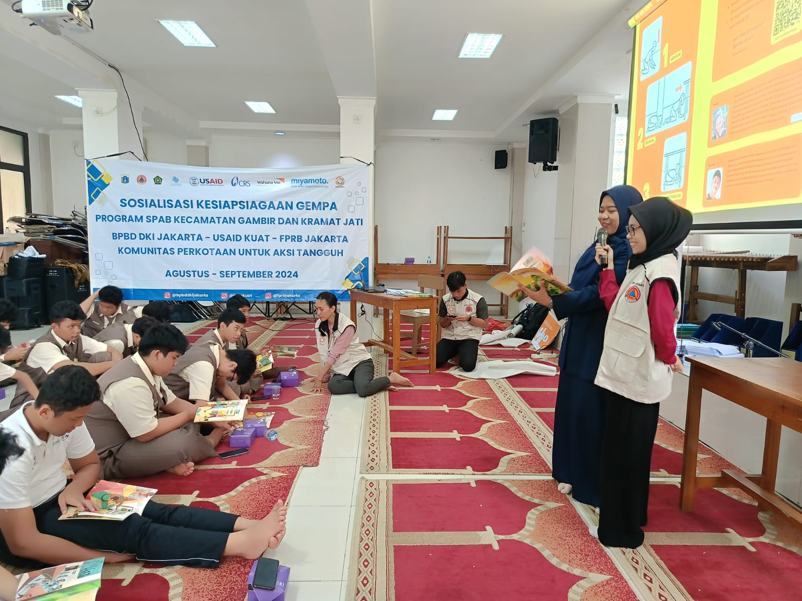 Jakarta rawan bencana, BPBD DKI Jakarta dan USAID KUAT latih puluhan sekolah