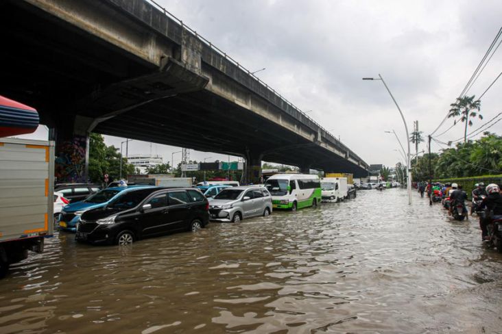 Pemprov DKI Gerak Cepat Atasi Banjir dan Genangan, Kurang dari 6 Jam Seluruh Wilayah Surut