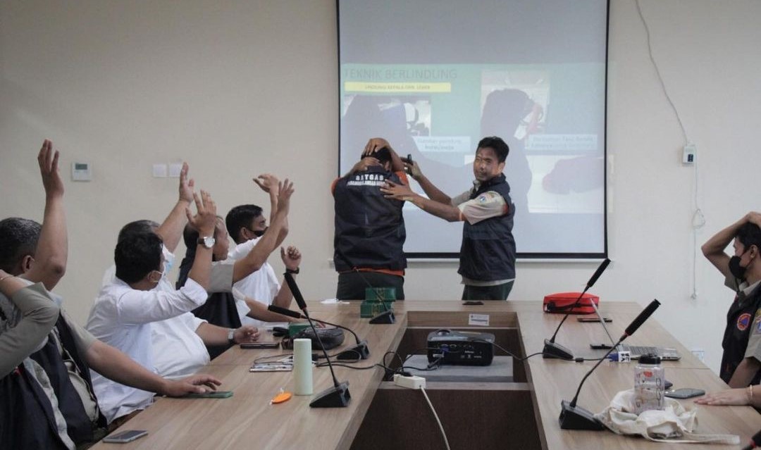 Sosialisasi dan Simulasi Penanggulangan Bencana pada Fasilitas Publik dan Gedung di Kantor BPBD DKI Jakarta
