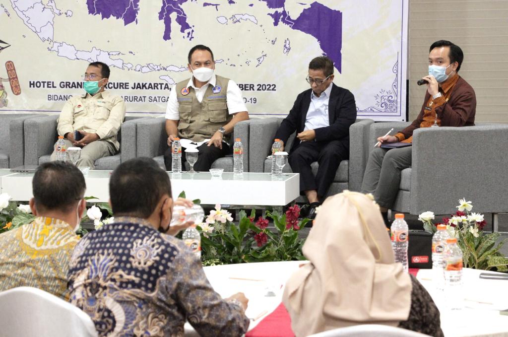 Rapat Koordinasi Pelaksanaan Penanganan Covid-19 Wilayah Pulau Kalimantan, Sulawesi, Maluku, dan Papua