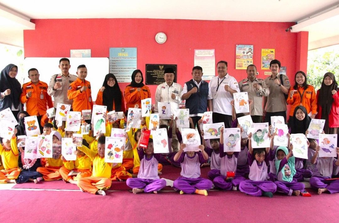 Sosialisasi Mobil Layanan Dukungan Psikososial (LDP) kepada Anak-Anak Paud Ar-Rofi dan Paud Nur Sa'diyah di RPTRA Flamboyan