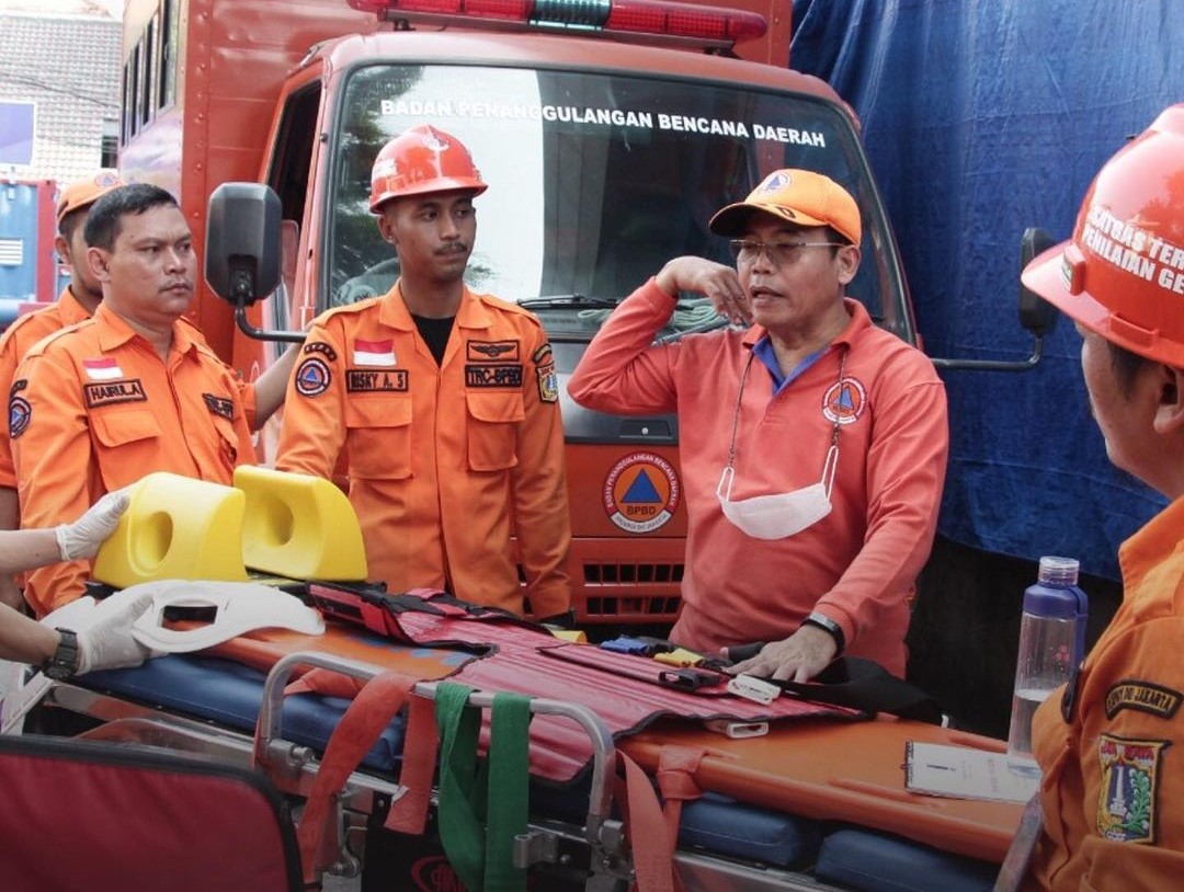 Pemeriksaan Kendaraan Bermotor dan Extrikasi Korban Kecelakaan Lalu Lintas kepada Petugas Penanganan Bencana/TRC BPBD DKI Jakarta