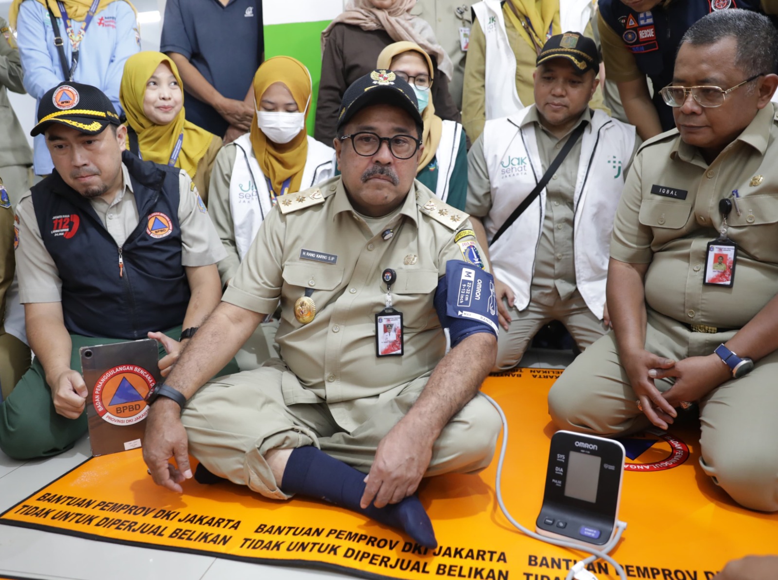 Wakil Gubernur DKI Jakarta Meninjau Langsung Lokasi Banjir di Kawasan Jati Padang dan Kemang
