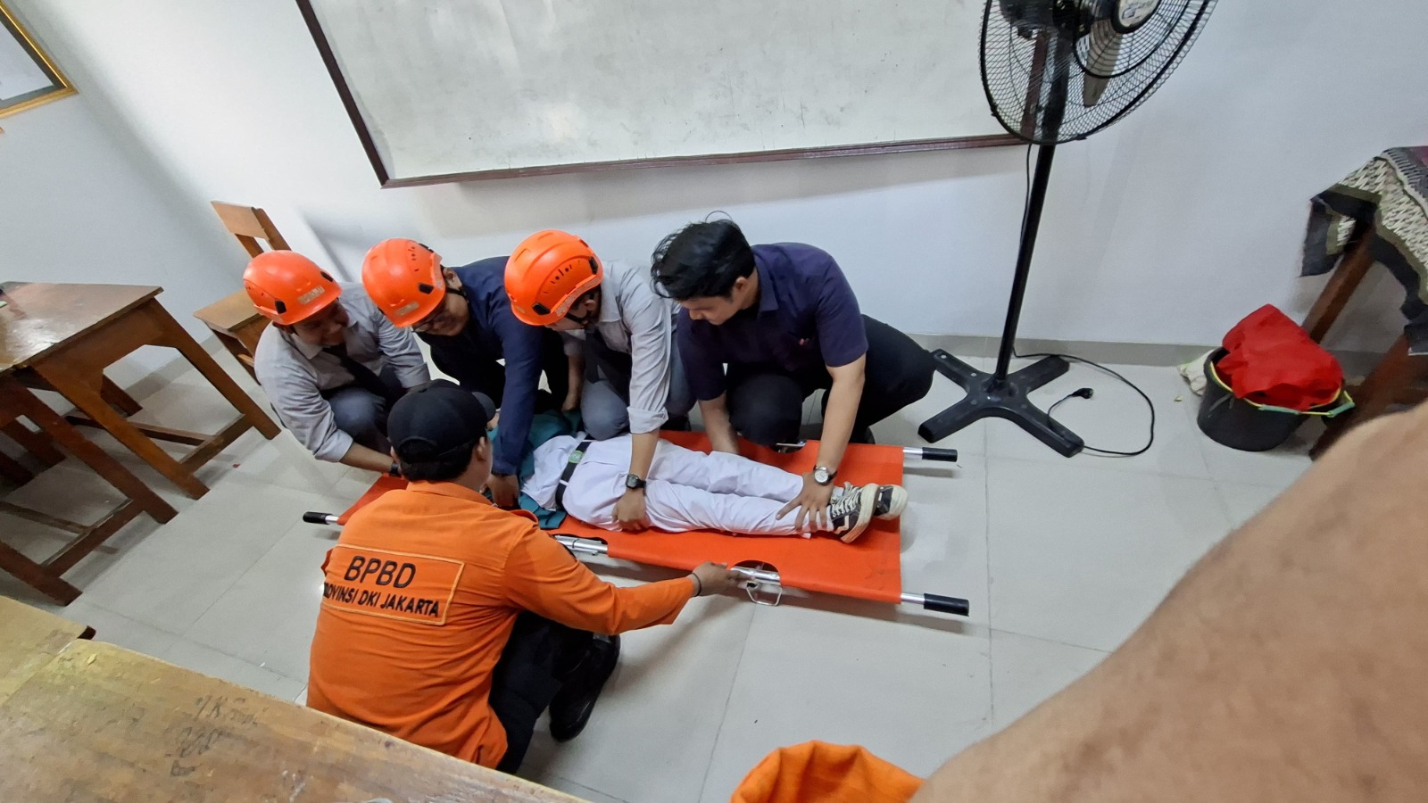 Sosialisasi dan Kesiapsiagaan Menghadapi Bencana