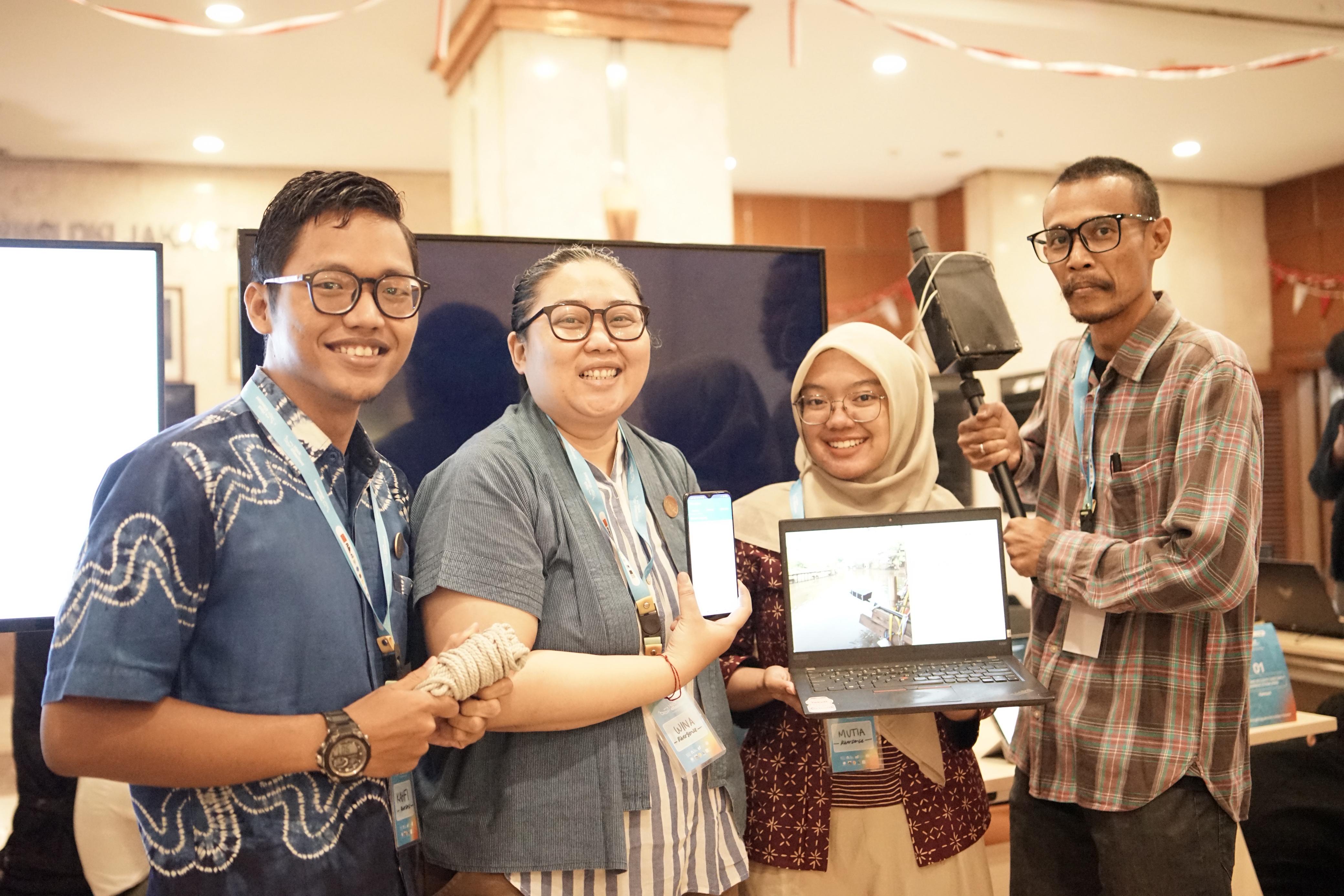 Petugas GIS BPBD DKI Jakarta, M. Kahfi Maulana Anggara, Raih Juara 1 Hackathon Hack4Resilient Jakarta 2025 Bersama Tim RiverSense