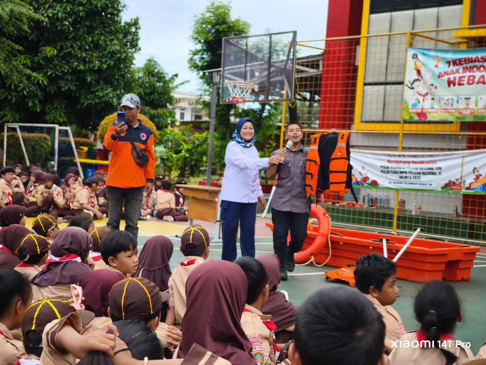 Sosialisasi, Edukasi dan Simulasi Kesiapsiagaan Menghadapi Bencana Tingkat Sekolah