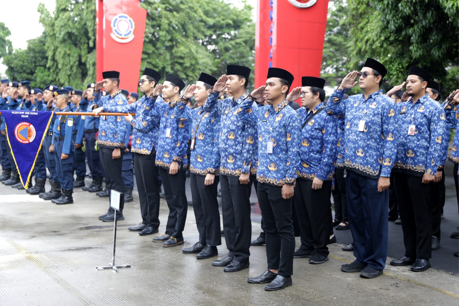 Bersama Disgulkarmat DKI Jakarta melaksanakan Apel Peringatan Hari Ibu