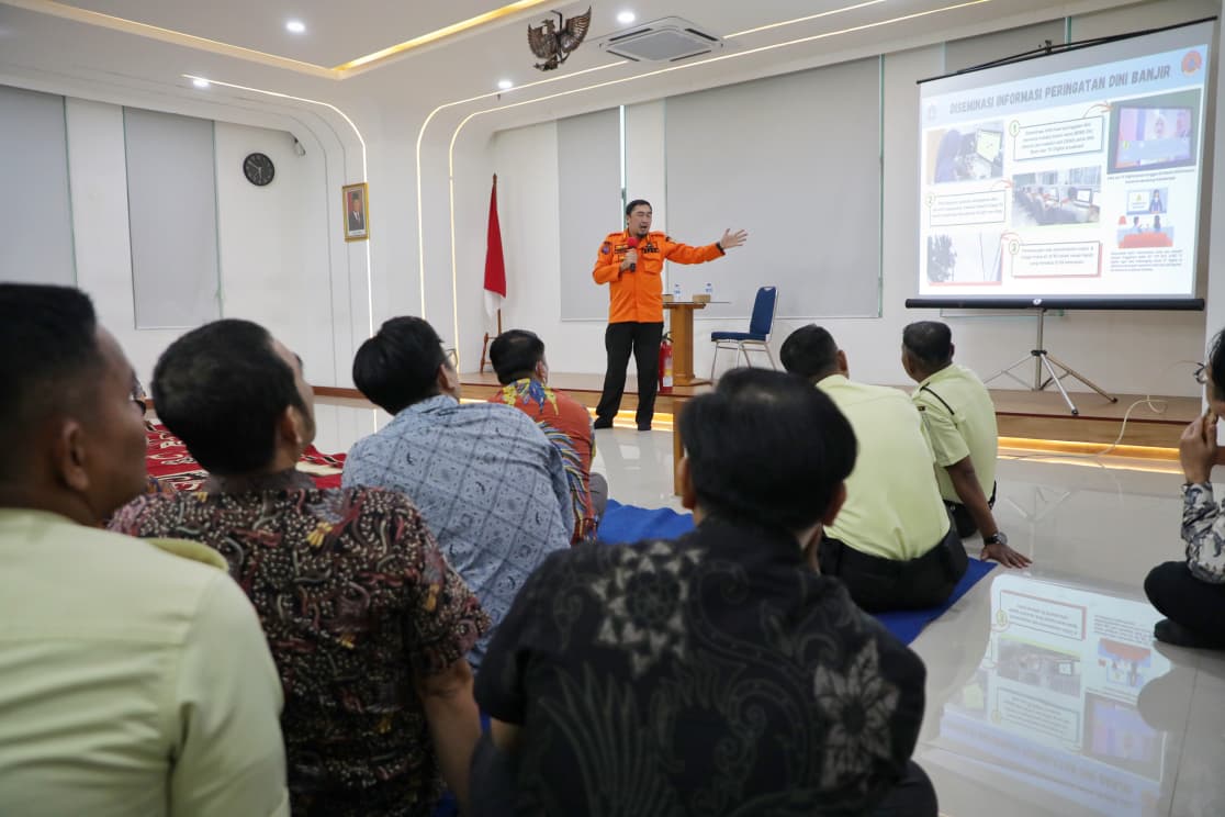 Sosialisasi, Edukasi dan Simulasi Penanggulangan Bencana di Kantor Bank BRI KC Jakarta Mangga Dua