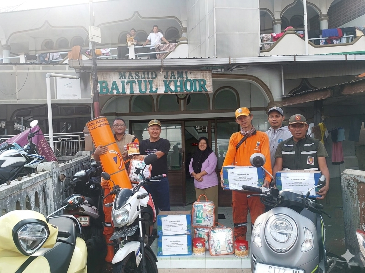 Pendistribusian Bantuan Logistik bagi para Penyintas Banjir