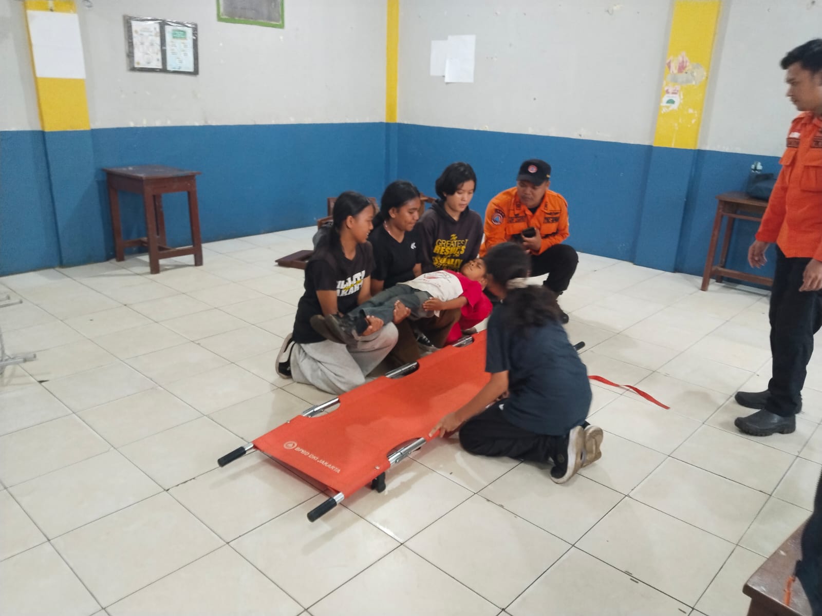 Sosialisasi, Edukasi dan Simulasi Kesiapsiagaan Menghadapi Bencana