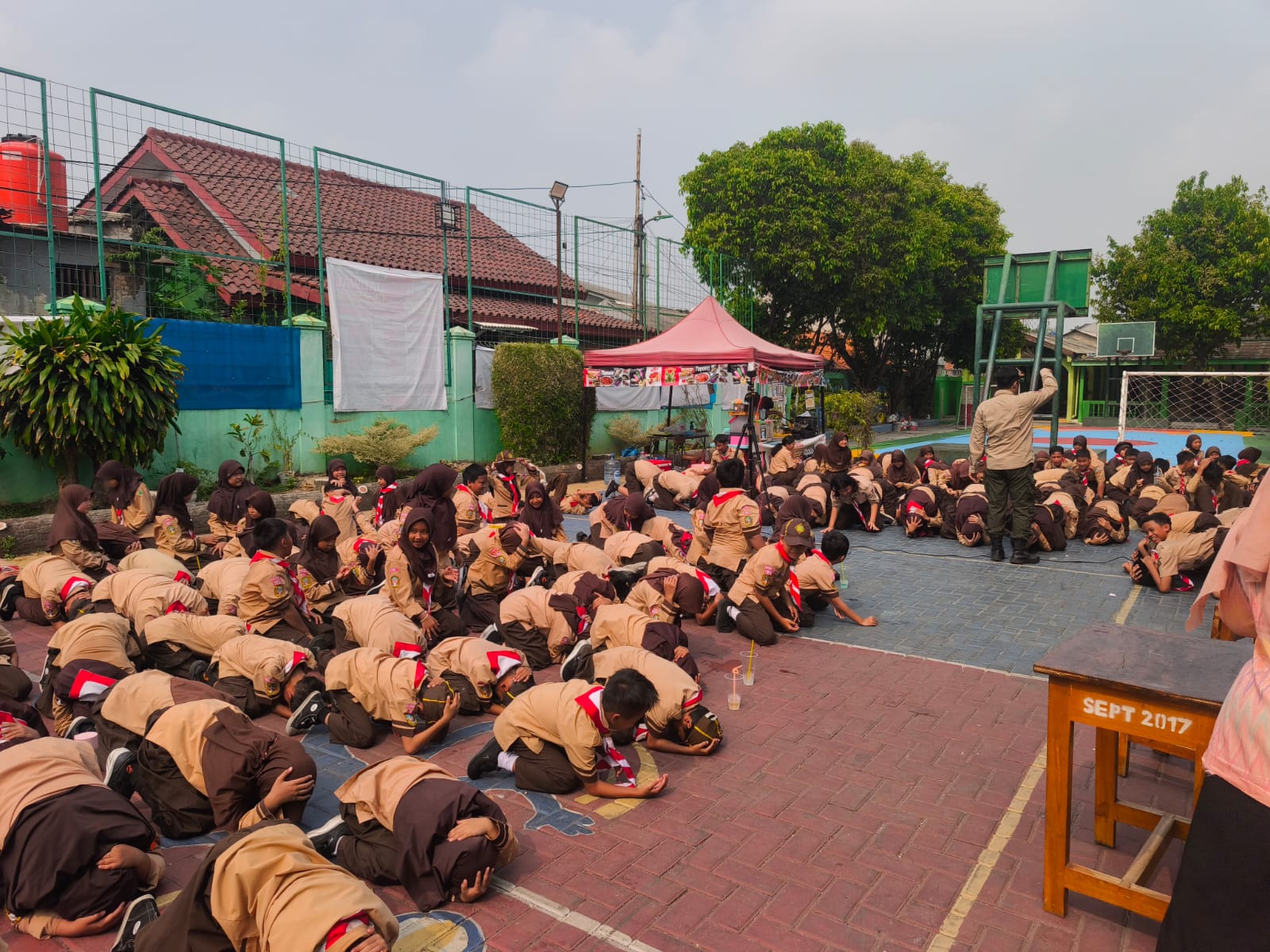 Sosialisasi, Edukasi, dan Simulasi Kesiapsiagaan Menghadapi Bencana
