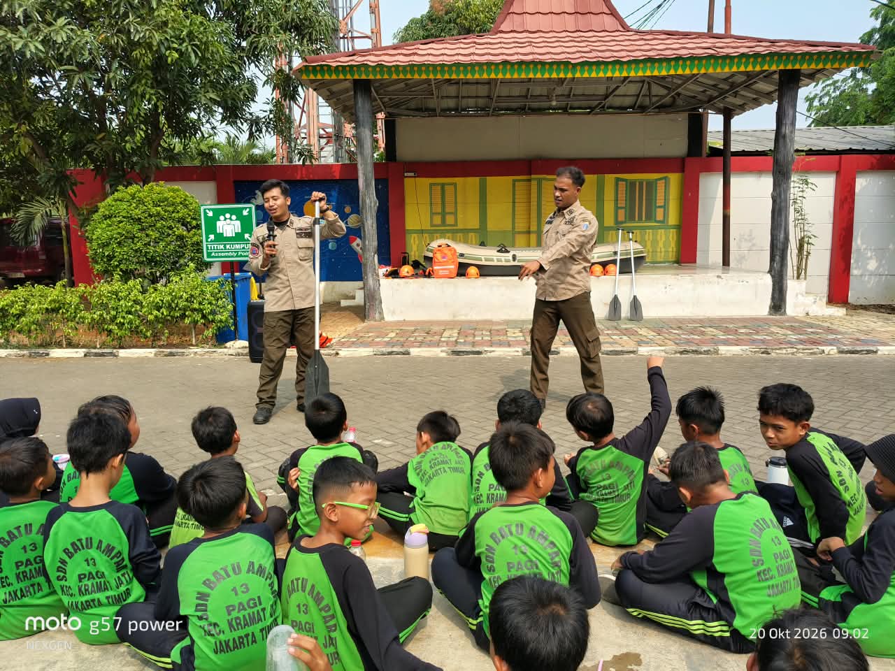 Sosialisasi, Edukasi, dan Simulasi Kesiapsiagaan Menghadapi Bencana