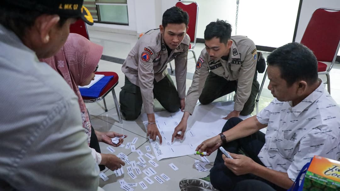 Bimbingan Teknis Petugas Pengkajian Kebutuhan Pascabencana (Jitupasna) di Kantor Kecamatan Ciracas