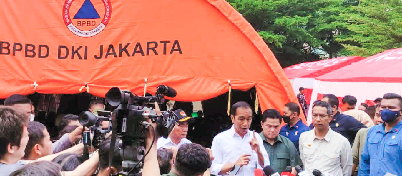 Presiden Republik Indonesia, Bersama (Pj) Gubernur DKI Jakarta, Meninjau Langsung Posko Pengungsian Penyintas Kebakaran (TBBM) Pertamina Plumpang